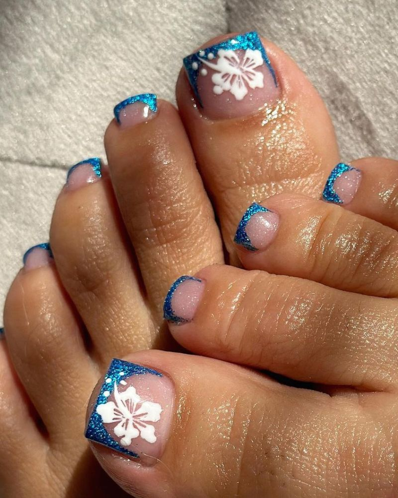 Hawaii vibes on toenails