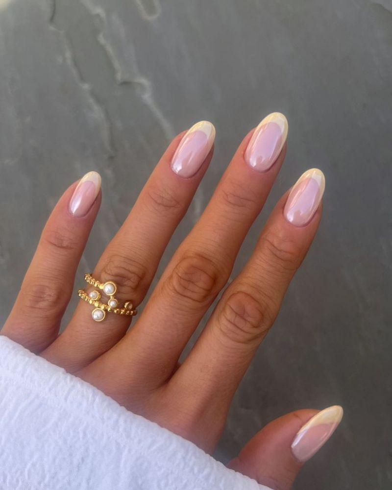 short and Bright summer nail art  designs