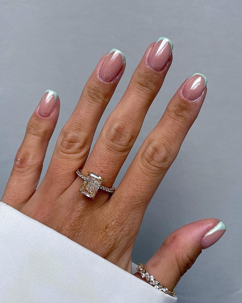 short and Bright summer nail art  designs