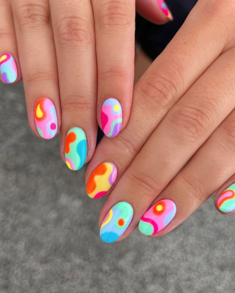 short and Bright summer nail art  designs