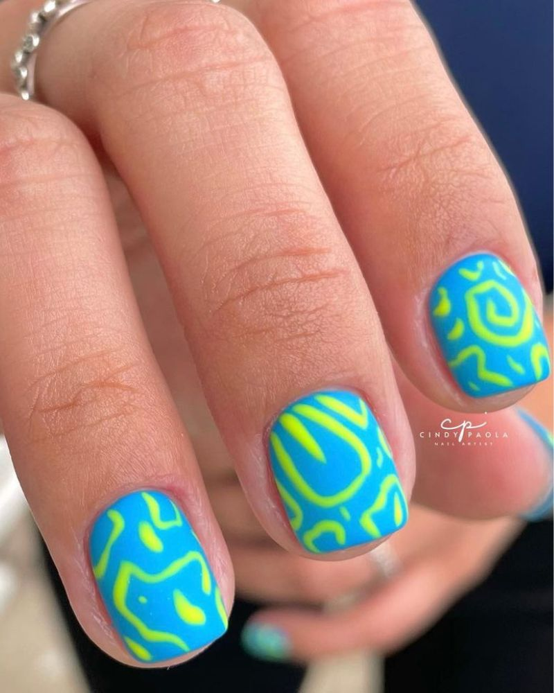 short and Bright summer nail art  designs