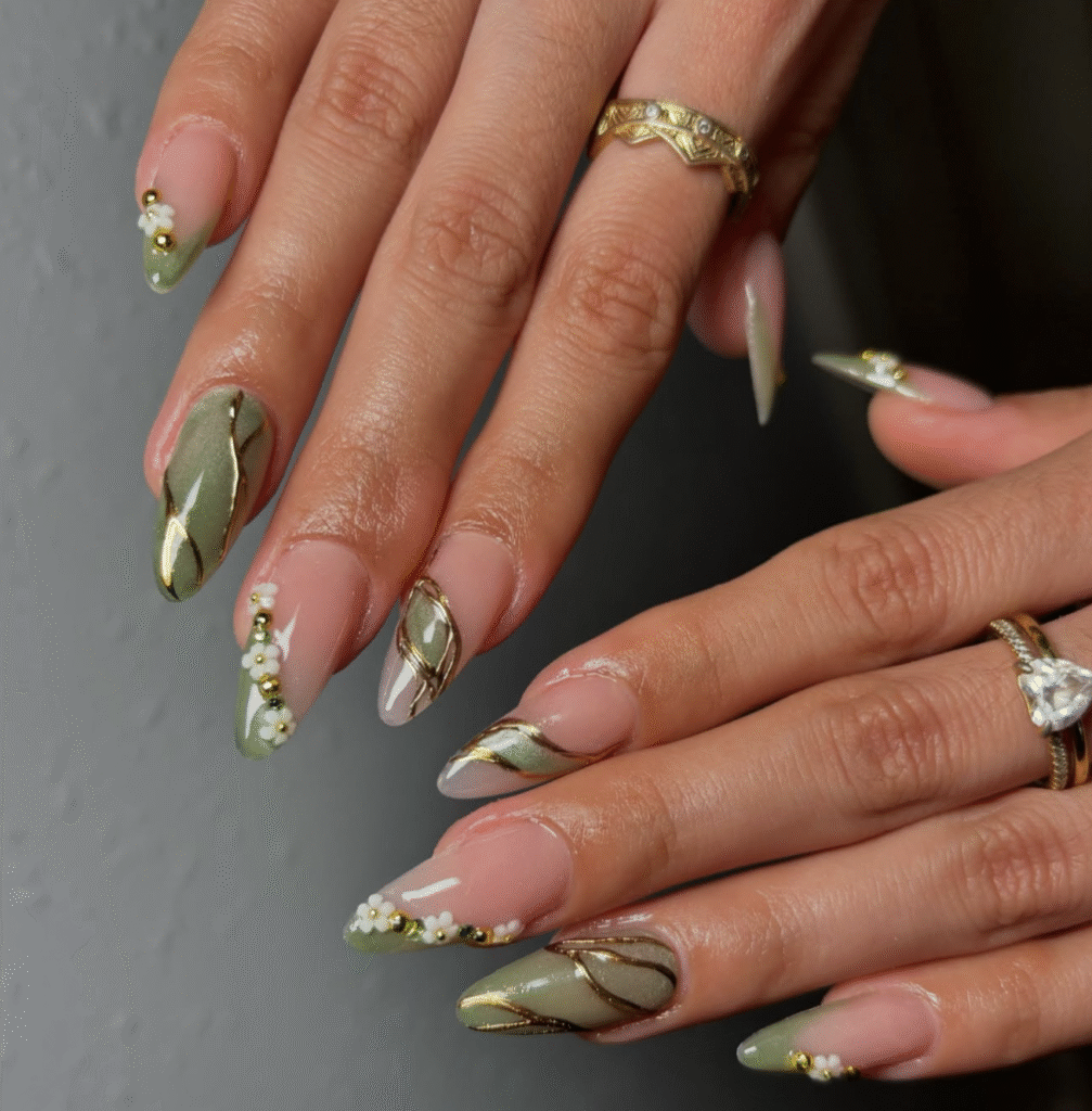 Green Summer nails 