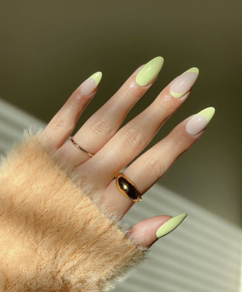 Green Summer nails 