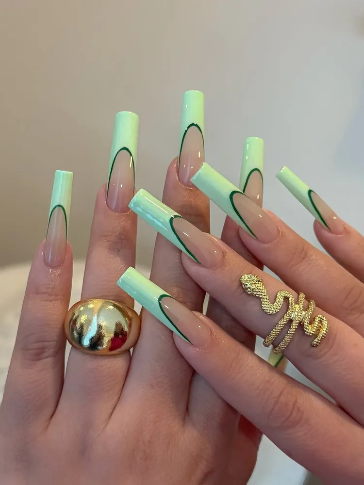 August nail ideas 