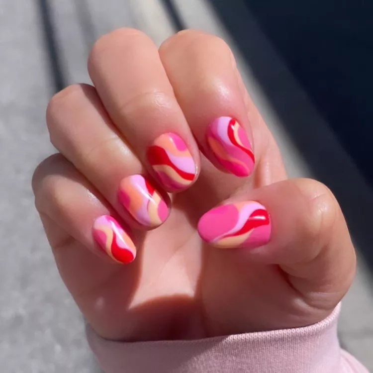 August nail ideas 