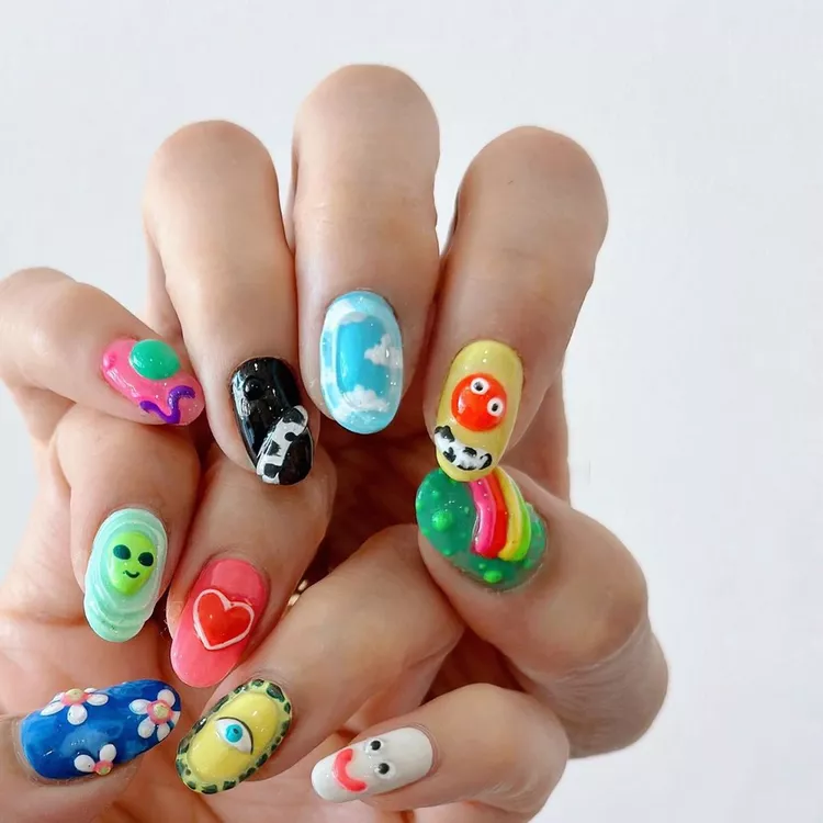 August nail ideas 