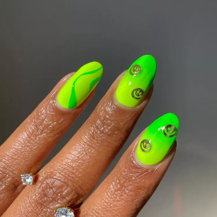 August nail ideas 