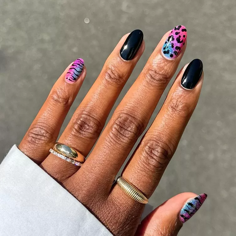 August nail ideas 