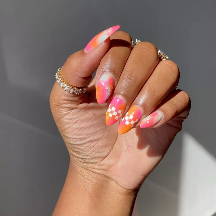 August nail ideas 