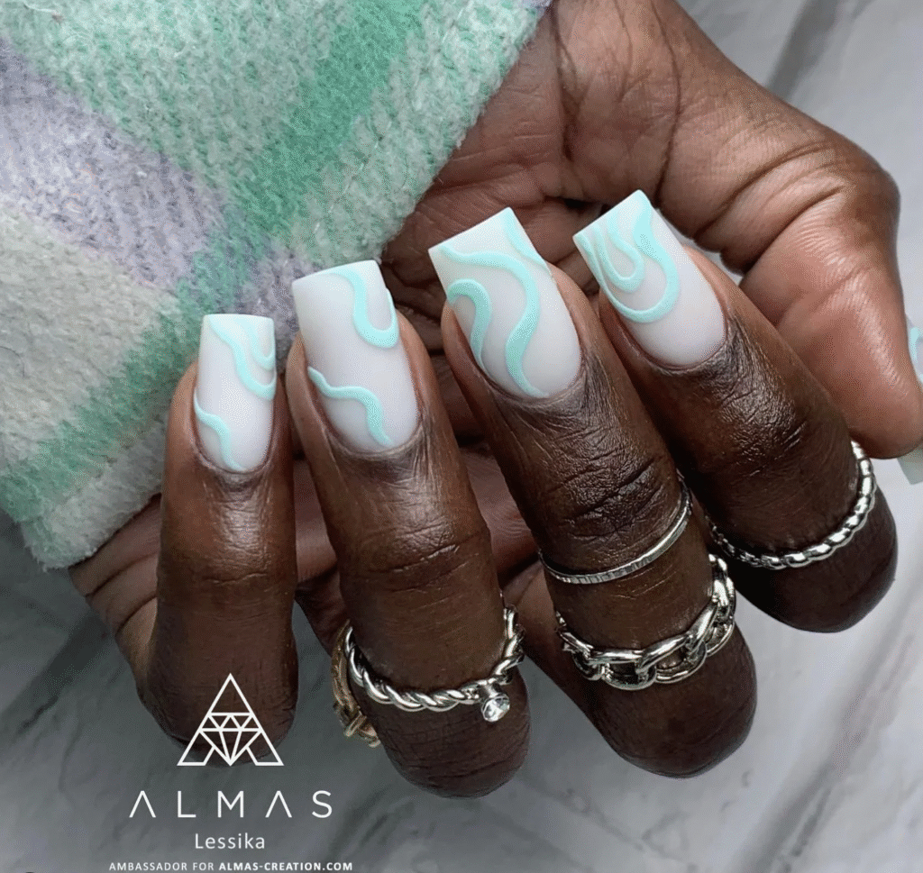 Swirl Nails