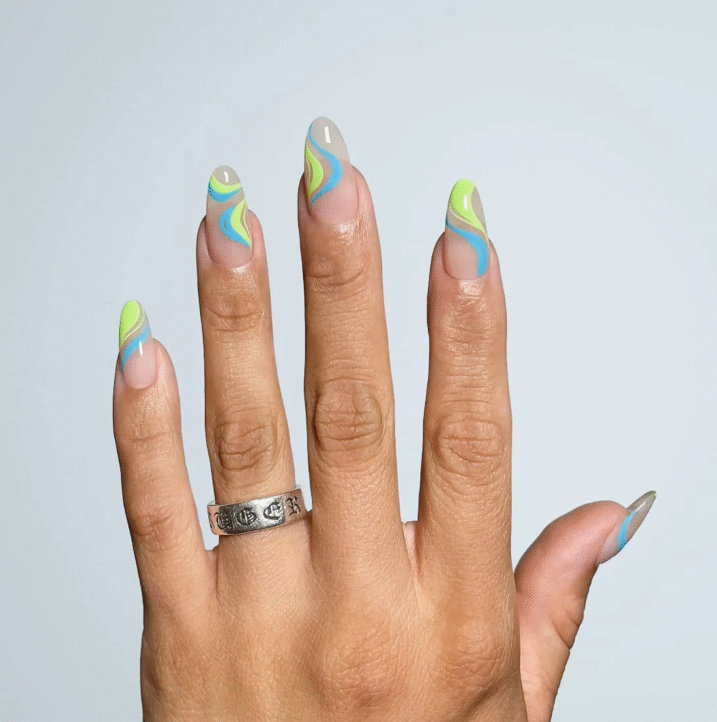 Swirl Nails