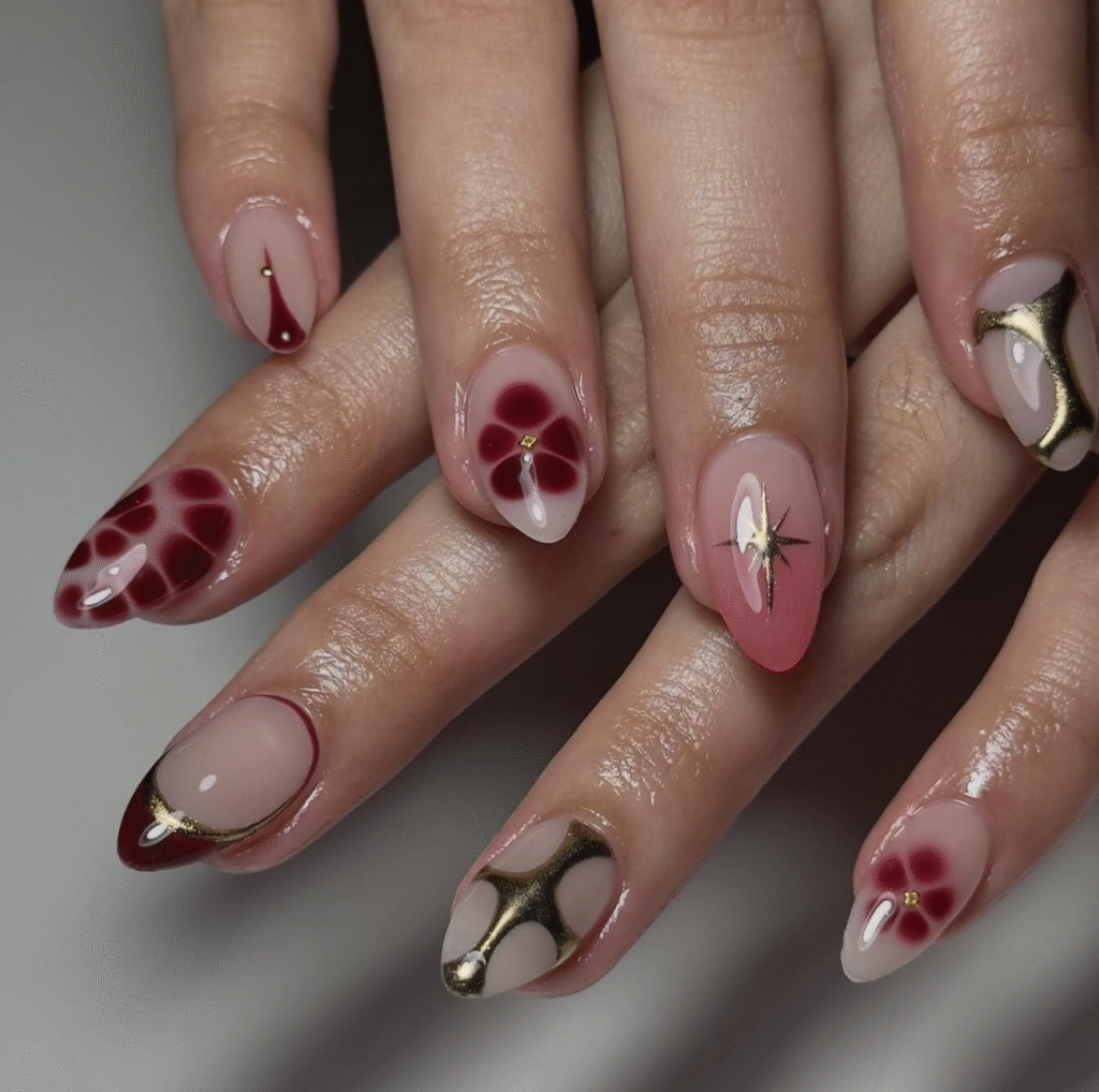 red fall nails