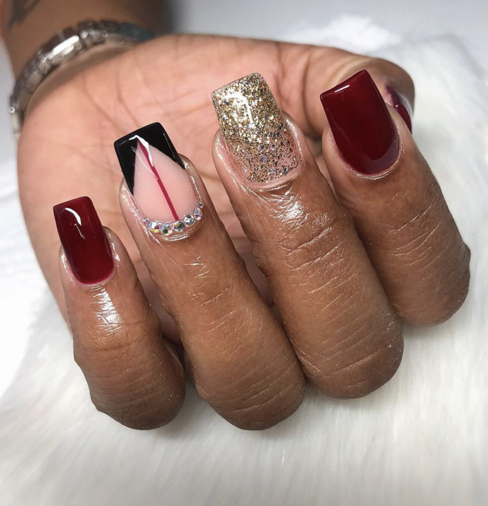 red fall nails
