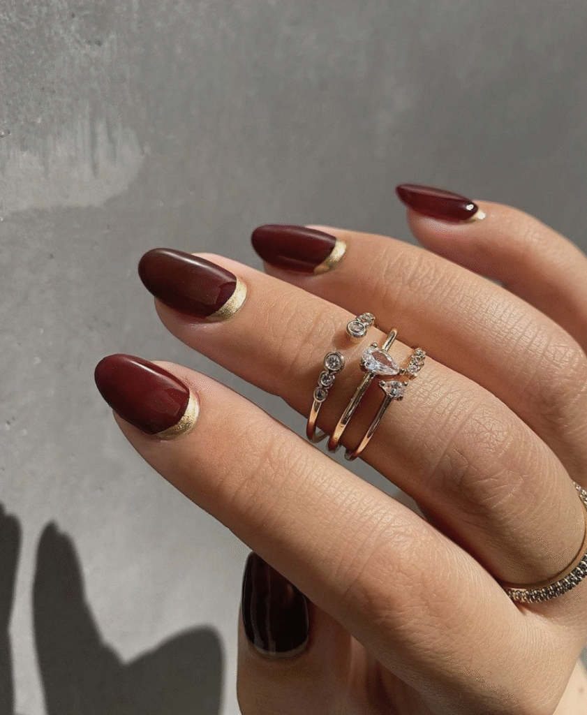 red fall nails
